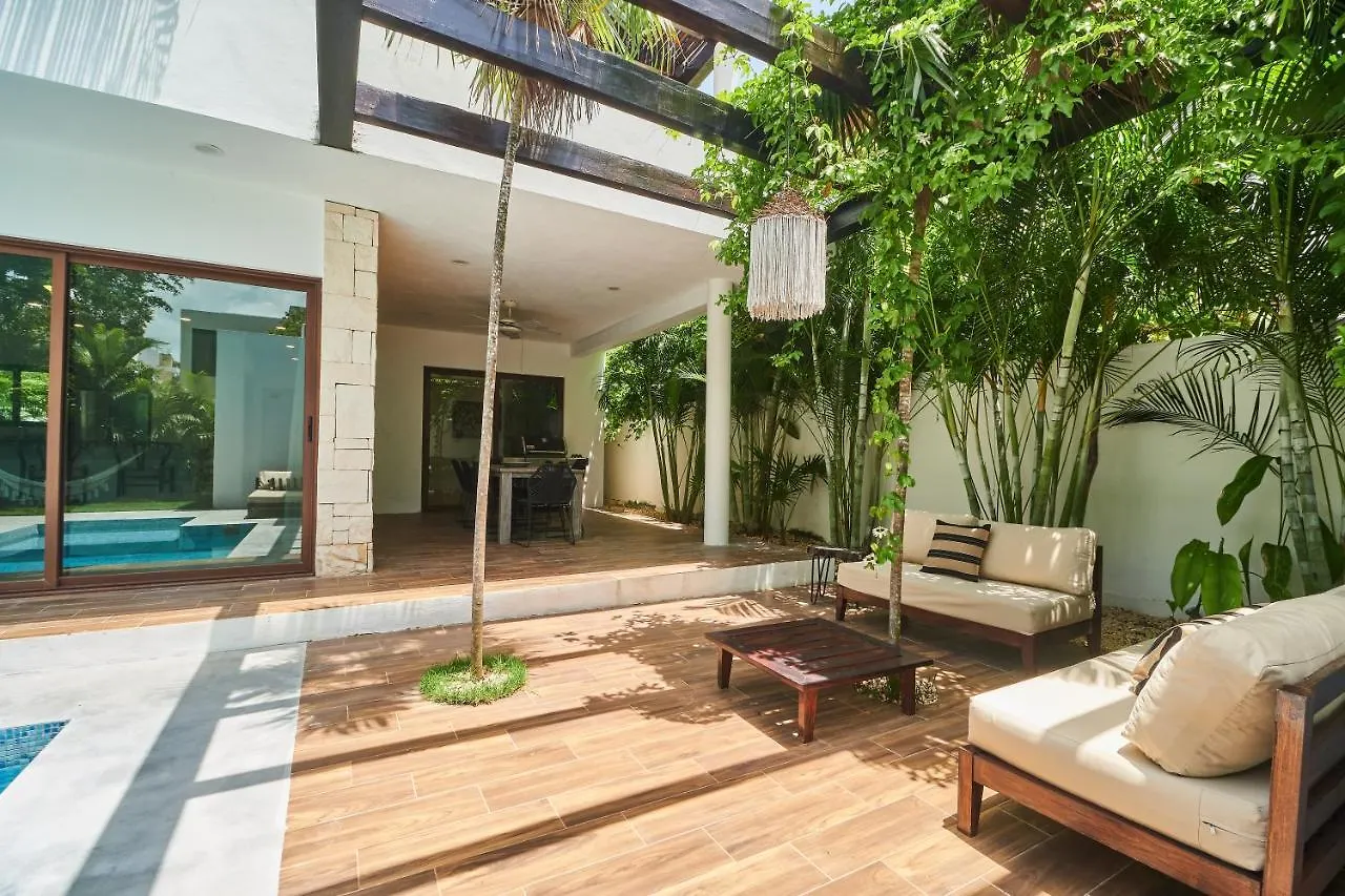Дом отдыха Casa Mallorca Tropical Vibes Private Pool Backyard With Grill Sunroof & Hammock Concierge & Wifi Тулум Мексика