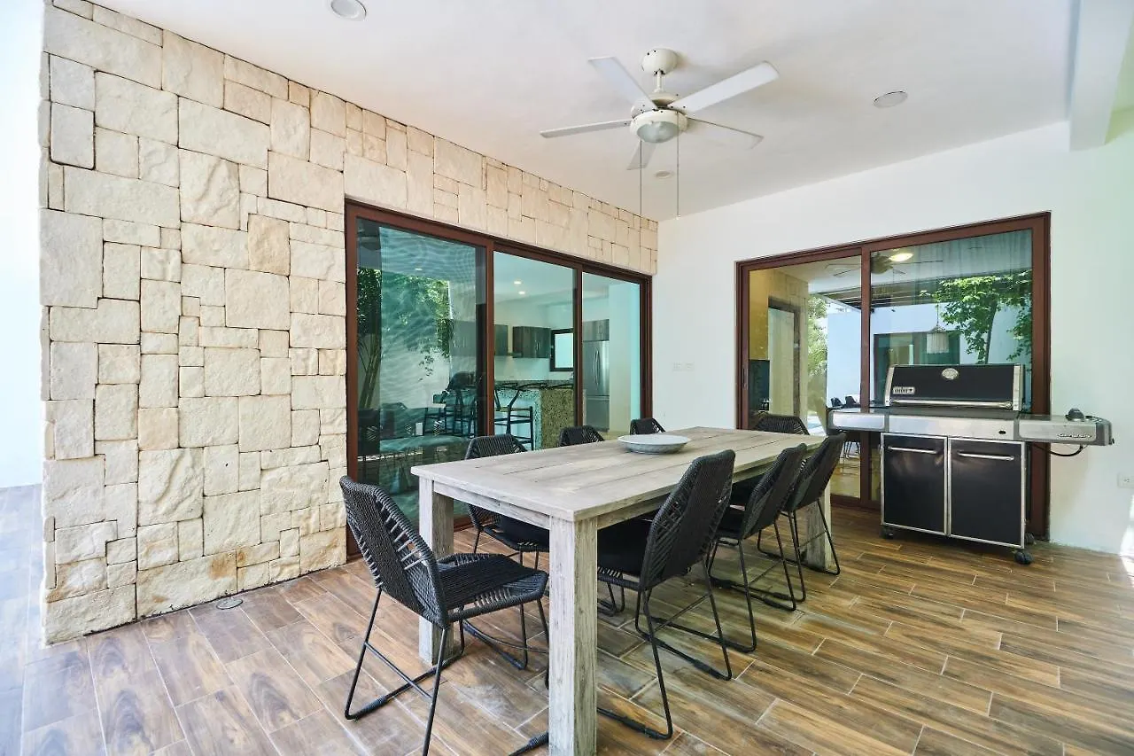 Casa Mallorca Tropical Vibes Private Pool Backyard With Grill Sunroof & Hammock Concierge & Wifi Тулум 0*,