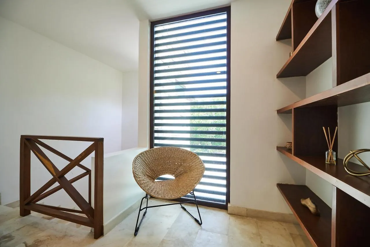 Casa Mallorca Tropical Vibes Private Pool Backyard With Grill Sunroof & Hammock Concierge & Wifi Tulum