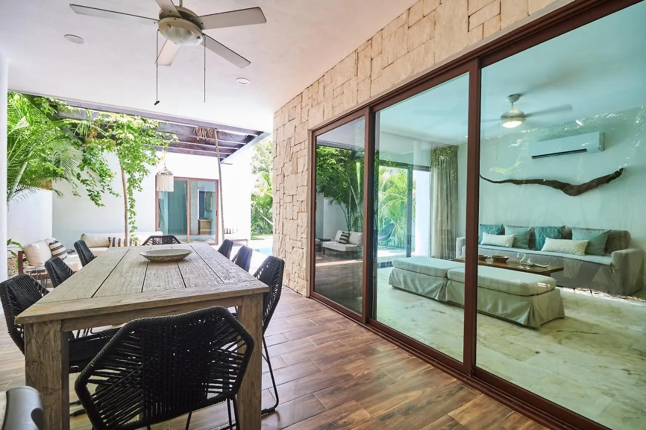Casa Mallorca Tropical Vibes Private Pool Backyard With Grill Sunroof & Hammock Concierge & Wifi Tulum Holiday home