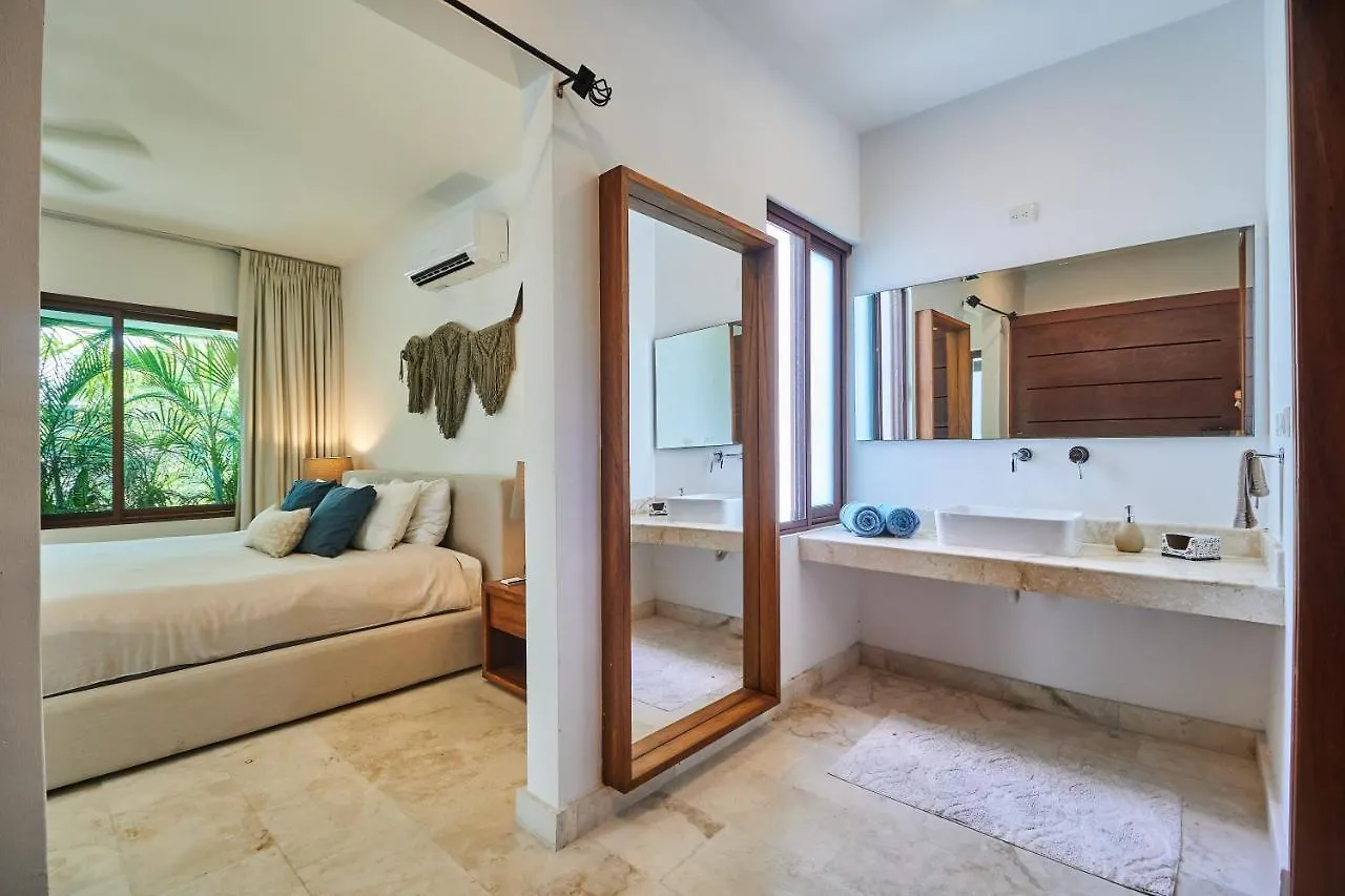Holiday home Casa Mallorca Tropical Vibes Private Pool Backyard With Grill Sunroof & Hammock Concierge & Wifi Tulum Mexico