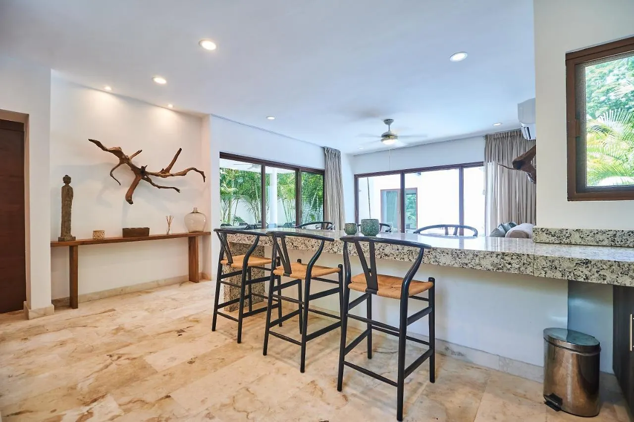 Casa Mallorca Tropical Vibes Private Pool Backyard With Grill Sunroof & Hammock Concierge & Wifi Tulum